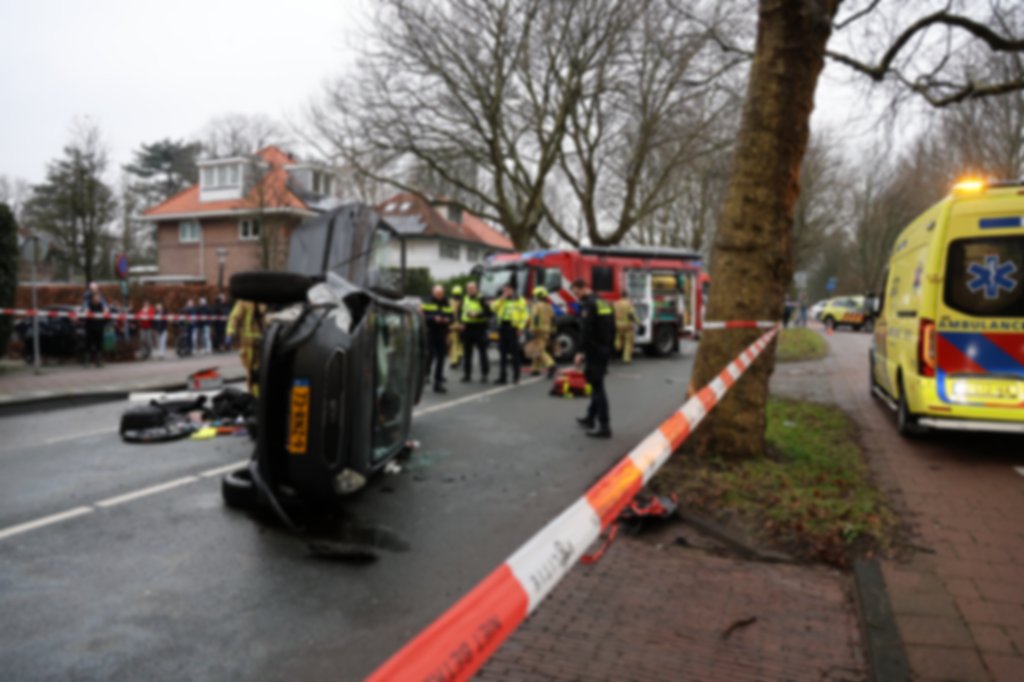 Auto Op Z N Kant Op De Backershagenlaan Twee Gewonden Wassenaarders Nl